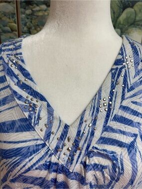 Alfred Dunner Bling Stretch Summer Casual Top. Short Sleeve & Slimming Design